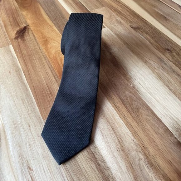 Pierre Cardin Black Textured Tie - Picture 1 of 2